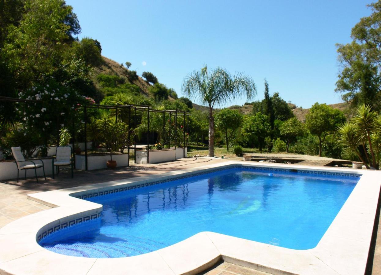 Vegan Guesthouse Finca Pereila Коин Экстерьер фото