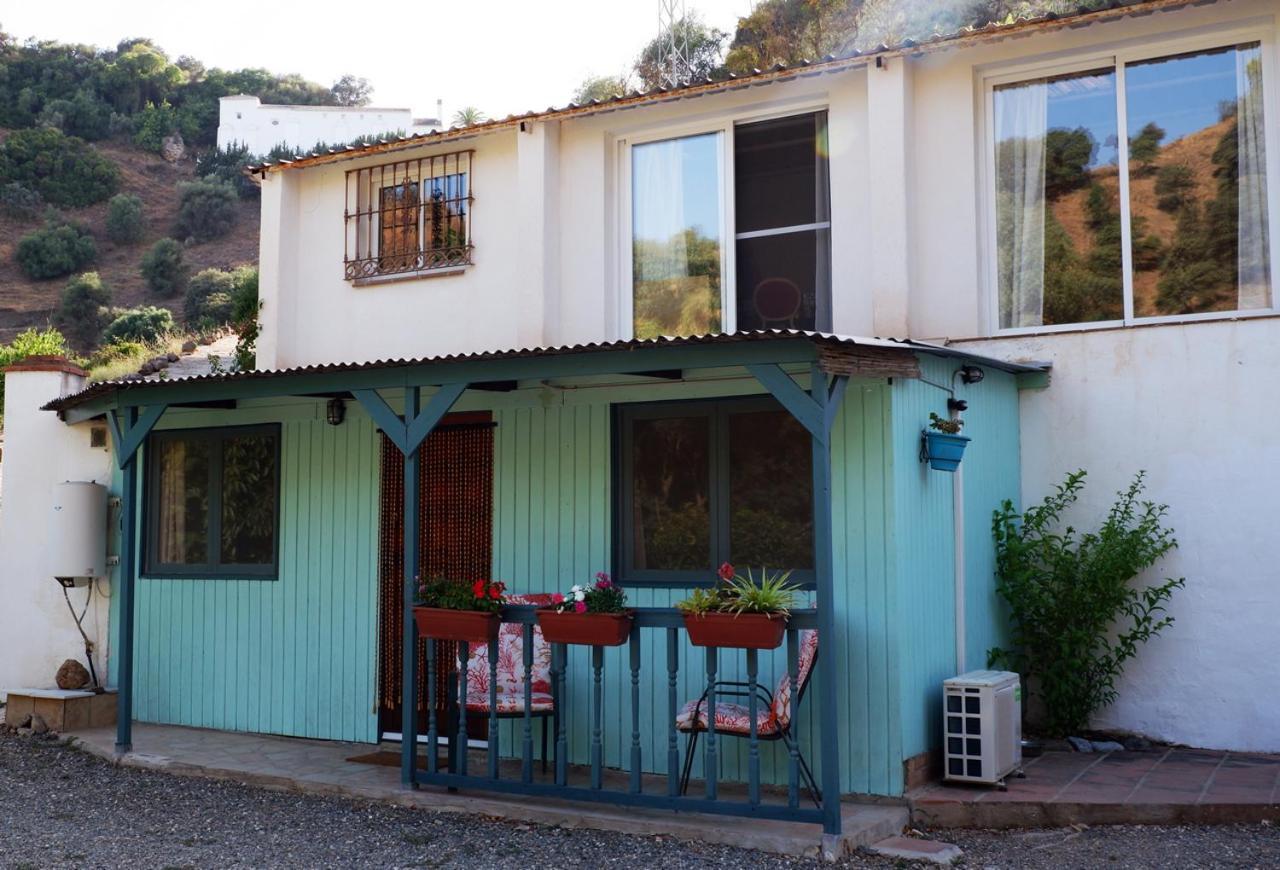 Vegan Guesthouse Finca Pereila Коин Экстерьер фото